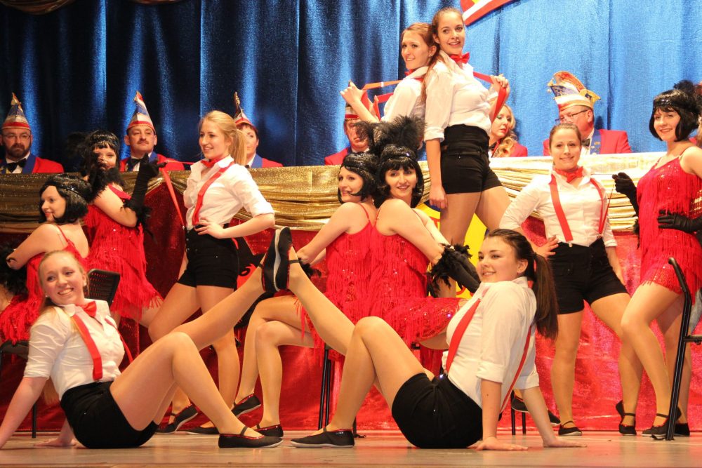 Showtanz-Grosse-Garde-scaled.jpg